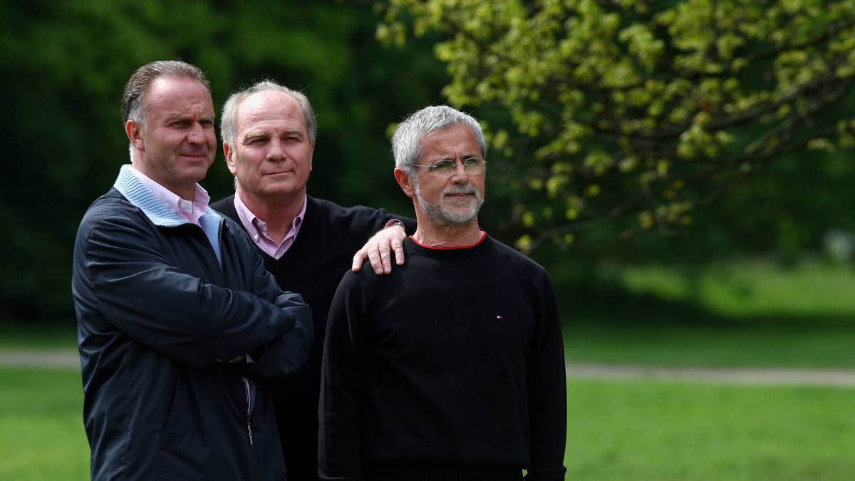 Seine Kollegen in der Traditionself der Bayern werden auf den zunehmenden Alkoholkonsum aufmerksam. Anfang der 90er überredet ihn der Ex-Mitspieler und damalige Bayern-Manager Uli Hoeneß zu einer Entziehungskur. Hoeneß liefert ihn in eine Klinik in Murnau ein. "Die ersten Tage wünsche ich nicht mal meinem größten Feind“, erzählt er später