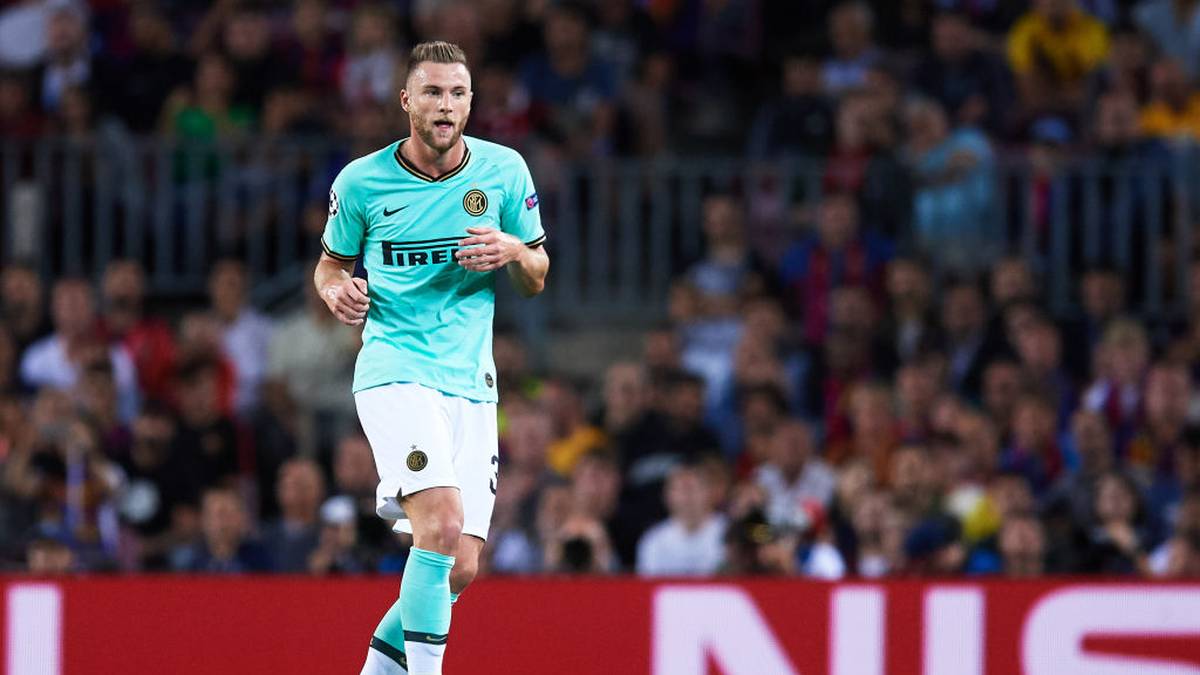 ABWEHR - MILAN SKRINIAR: Der 24 Jahre junge Slowake hat eine bemerkenswerte Entwicklung genommen und in dieser Saison noch keine Pflichtspielminute verpasst. Offenbarte gegen Topteams wie Juventus und Barcelona aber noch die eine oder andere Schwäche