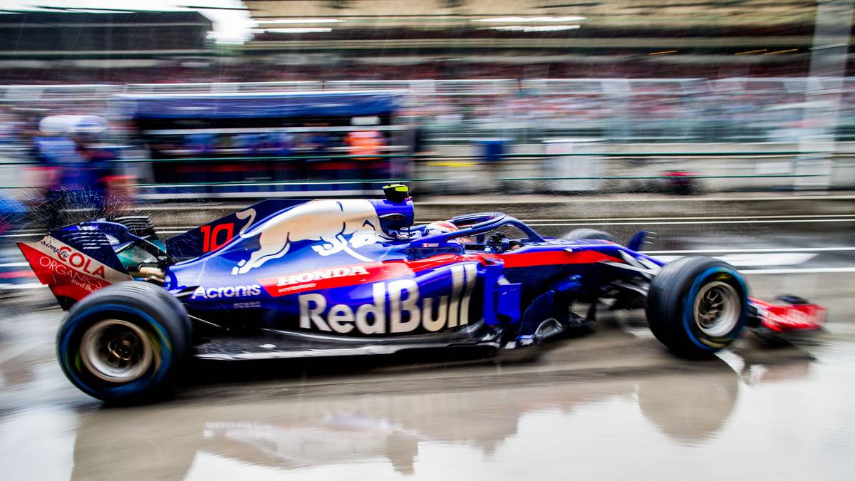 PIERRE GASLY: Note 3+ / Er ist da, wenn es etwas zu ernten gibt. Sein Problem ist, dass Toro Rosso an einigen Wochenenden völlig chancenlos ist und mit einigen Strecken überhaupt nicht zurecht kommt. Deshalb gab es erst in drei Rennen Punkte
