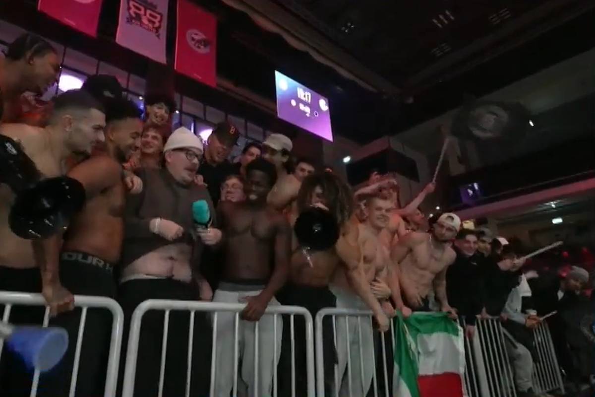 Moderator soll sich ausziehen: "Mama, mir geht’s gut"