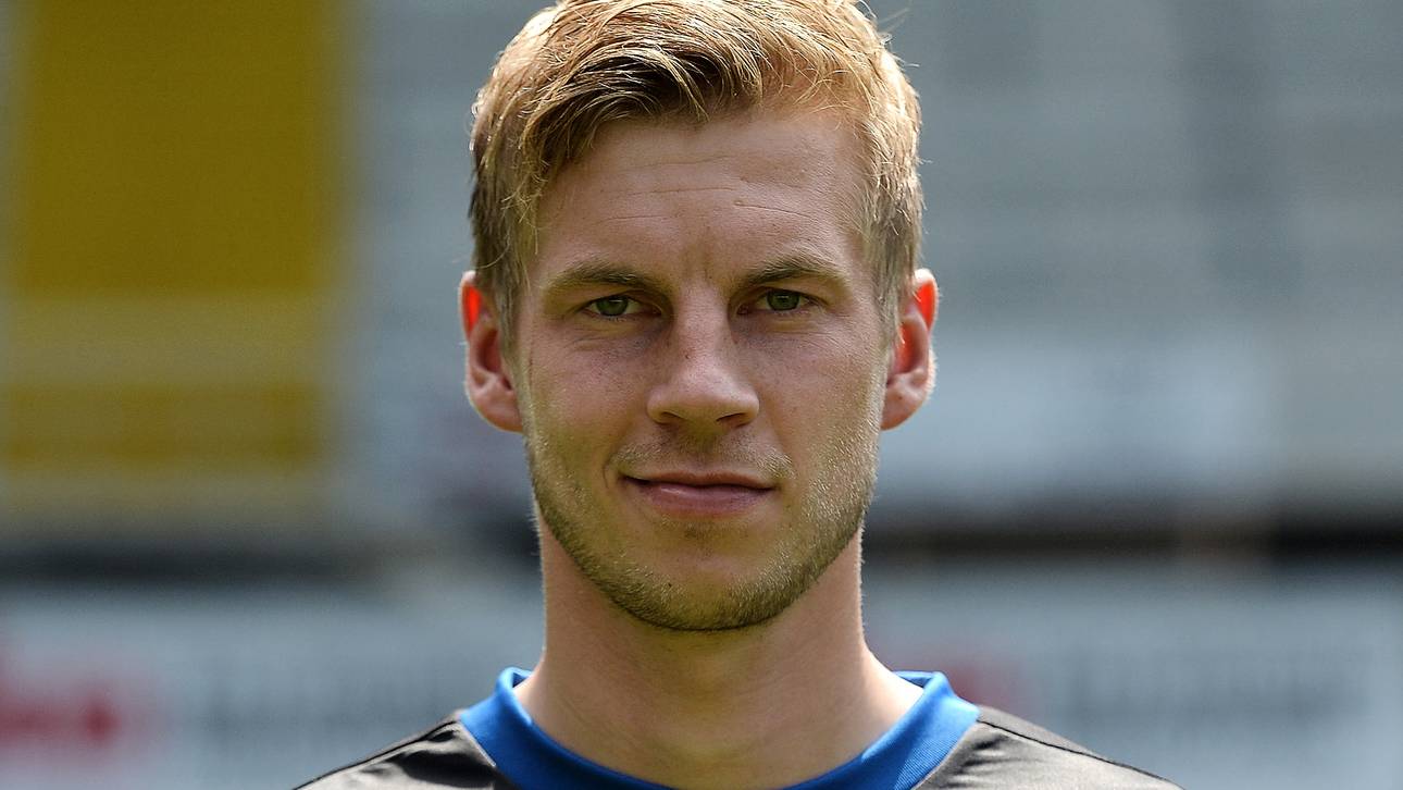 Paderborn verlängert mit Bertels