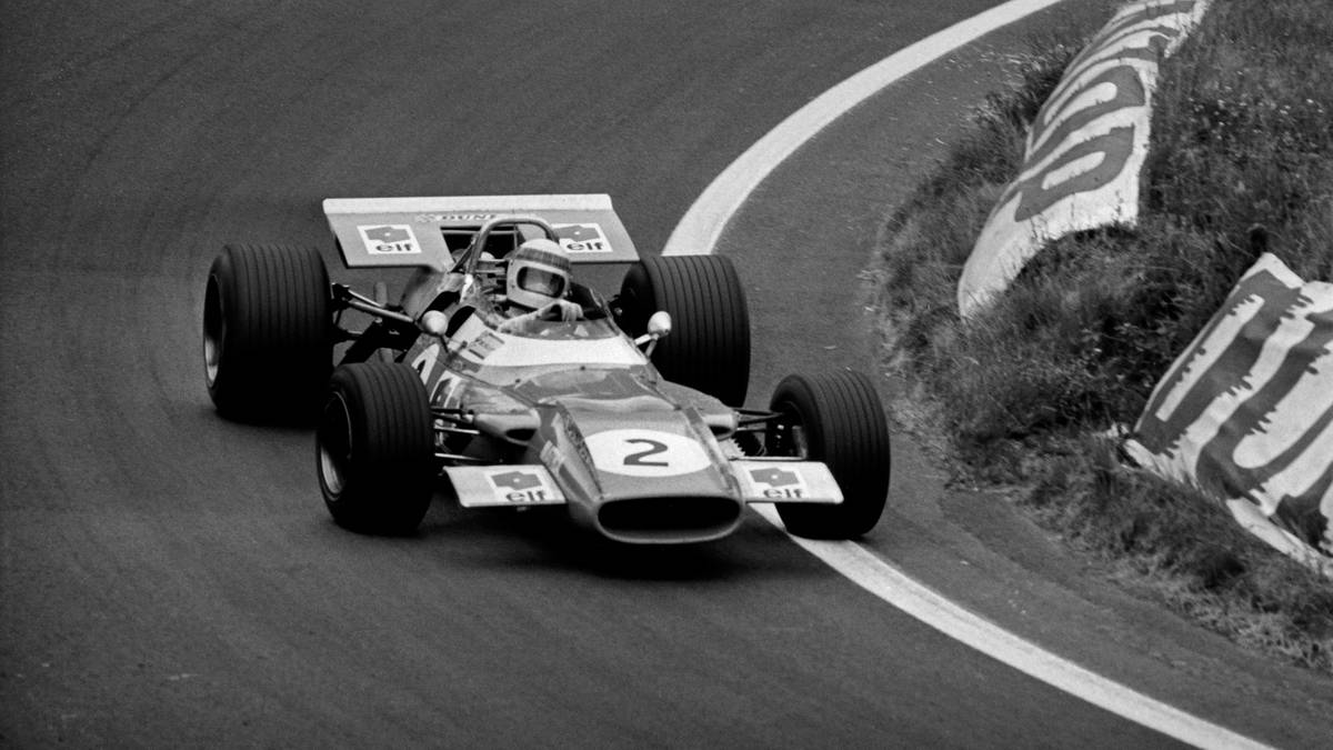 JACKIE STEWART (1969): Tyrell (12), March (3), Matra (2), 17 Poles