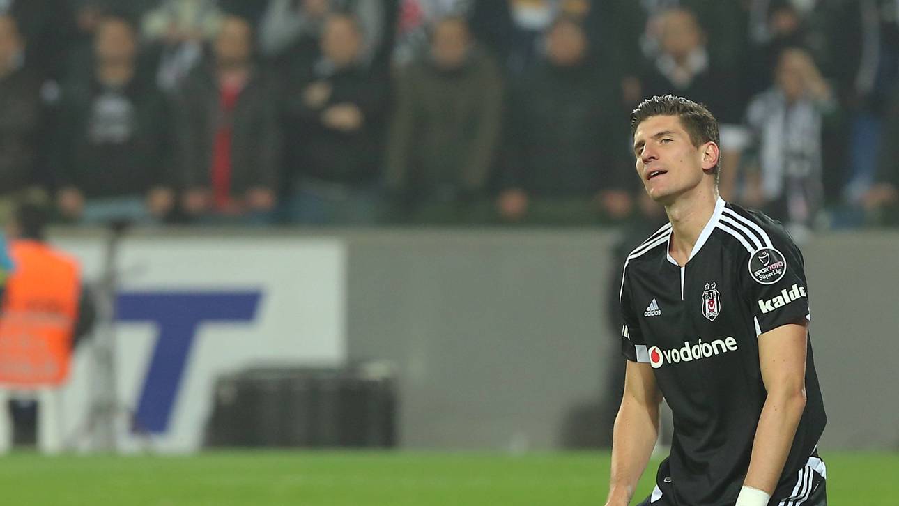 Derby-Pleite: Gomez stürzt vom Thron