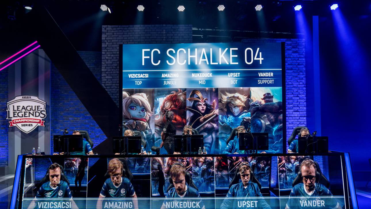 LoL: S04 sticht offenbar PSG aus