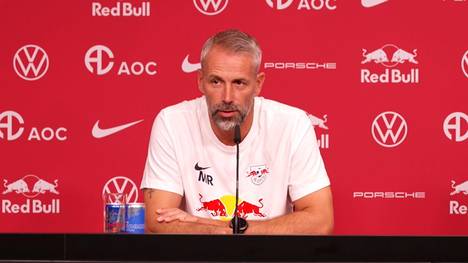 RB Leipzig hat in diesem Sommer mit zahlreichen hochkarätigen Abgängen zu kämpfen. Auf die Frage, was Dani Olmos Zukunft betrifft, reagiert Trainer Marco Rose deshalb empfindlich.
