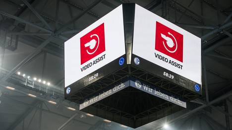 Der Videobeweis kommt in Deutschland ausschließlich in der Bundesliga zum Einsatz