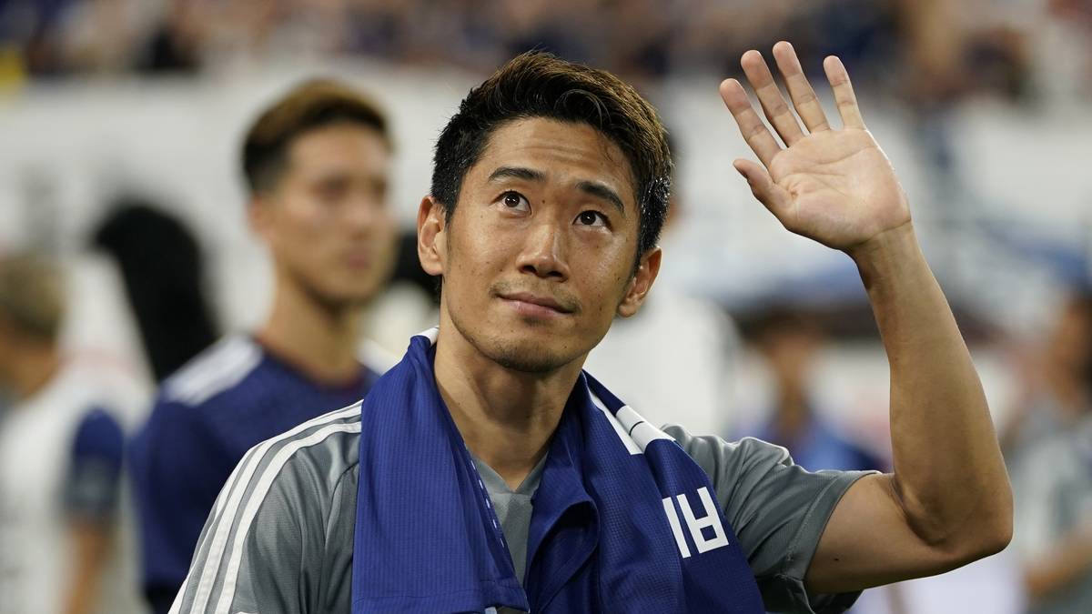 Oder gibt es doch eine Rückkehr nach Istanbul? "Wir planen mit Kagawa für die neue Saison. Er hat einen Traum bezüglich der spanischen Liga. Nur wenn er einen Abnehmer in Spanien finden sollte, gehen wir getrennte Wege", wird Besiktas-Präsident Fikret Orman bei "BeIn Sports" zitiert