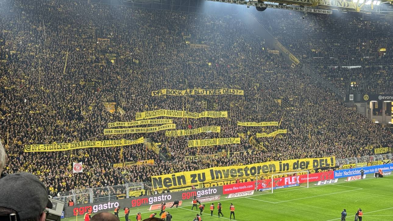 Die BVB-Fans machten im Rahmen der Protest-Aktion mit zahlreichen Bannern auf sich aufmerksam