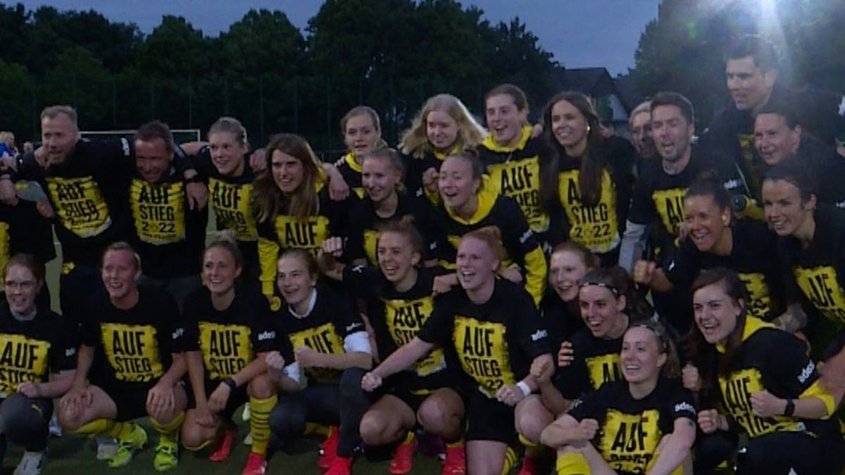 Krasses Torverhältnis! BVB-Frauen feiern ersten Aufstieg
