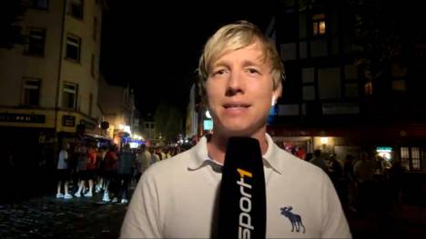 Trotz der schwachen Leistung der Engländer sind die Fans der Three Lions weiter in Feierlaune. 