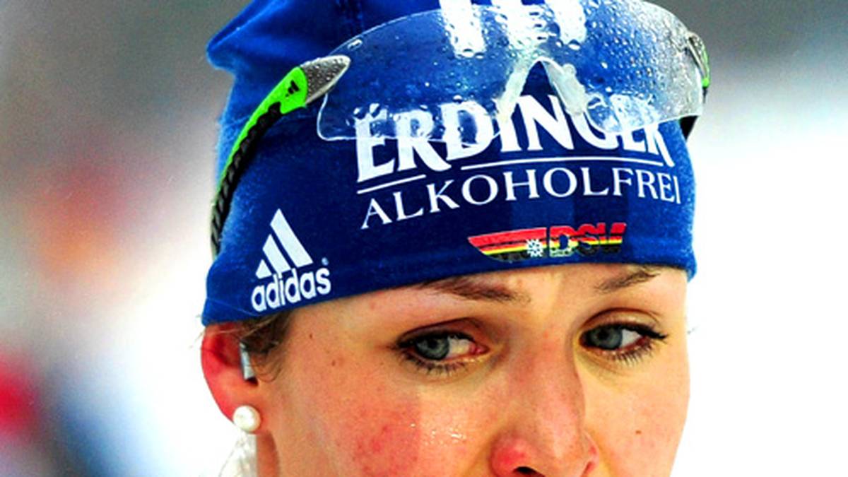 Auch so lernen die Fans sie in ihrem letzten Jahr kennen: Erschöpft und gezeichnet. Trotz des immensen Drucks räumt die Rekordweltmeisterin aber auch bei der Heim-WM nochmal kräftig ab