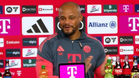 Michael Olise räumte im Pokal-Spiel gegen RB Leipzig fast seinen eigenen Coach ab - doch der Trainer reagiert amüsant auf die Aktion. 