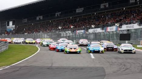 Das ADAC GT Masters fährt jedes Jahr am Nürburgring