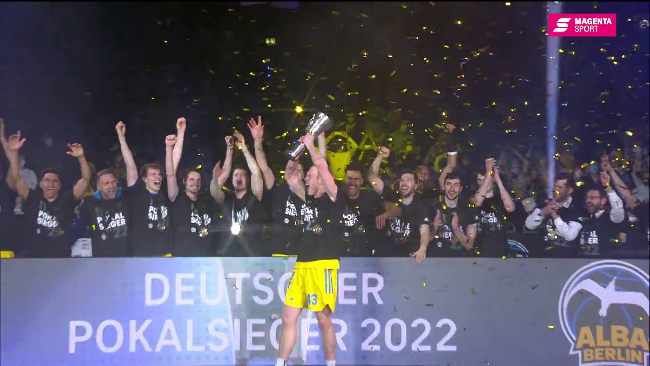 Nummer elf: Alba gewinnt BBL-Pokal und schafft Historisches
