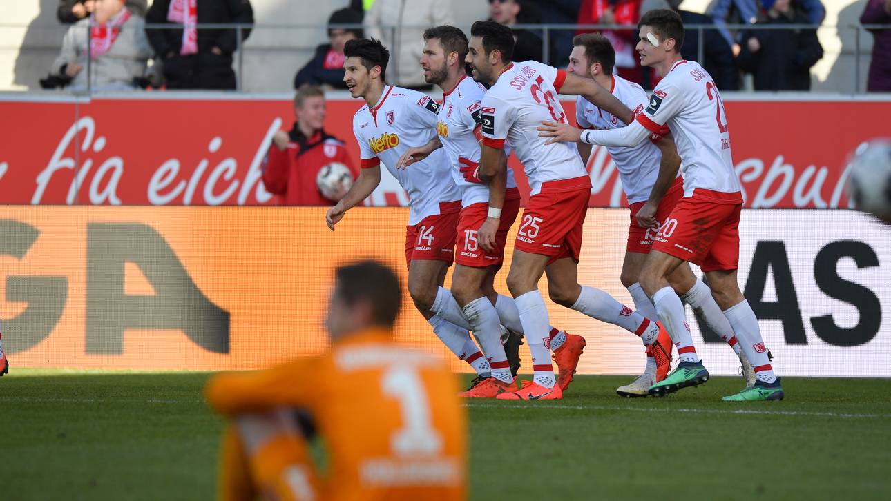 Regensburg schockt HSV