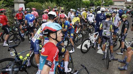 Massensturz bei der 5. Etappe des Criterium du Dauphine