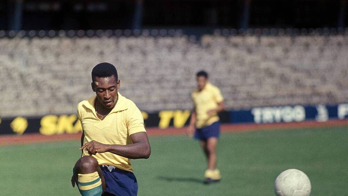 Die WM 1966 in England wurde für Brasilien zum Desaster. Der große Favorit agierte überheblich und Pelé litt unter der harten Spielweise der gegnerischen Abwehrspieler. Brasilien scheiterte deshalb bereits in der Vorrunde.