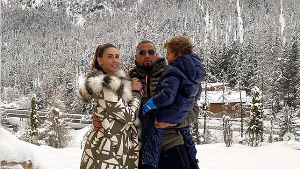 Ab in die Berge! Wenn im Flachland zu Weihnachten schon kein Schnee liegt, dann zieht es Florenz-Star Kevin-Prince Boateng, Lebensgefährtin Melissa Satta und Söhnchen Maddox Prince halt in verschneite Berglandschaften