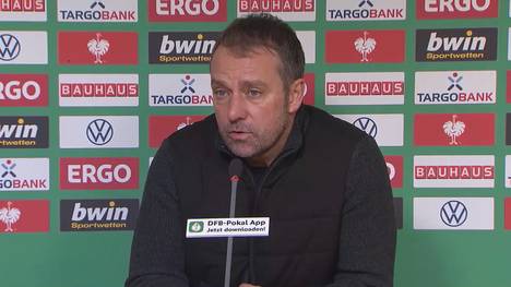 Hansi Flick analysiert die Pokal-Blamage gegen Zweitligist Holstein Kiel. An mangelnder Motivation liegt es seiner Meinung nach nicht.