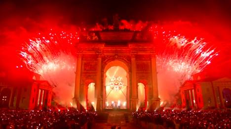 Spektakel pur bei der Eröffnung der Olympischen Spiele. Aus musikalischer Sicht eröffnen zwei absolute Hochkaräter die Spiele in Italien.