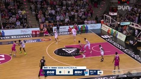 Die BBL-Highlights der Basketball-Partie Telekom Baskets Bonn - SYNTAINICS MBC im Video. 