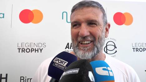 Vincent Candela, einst Mitspieler von Zinédine Zidane, begrüßt die Idee eines Frankreich-Jobs. Nach seinen Erfolgen bei Real Madrid bringe er alles für die Rolle mit.