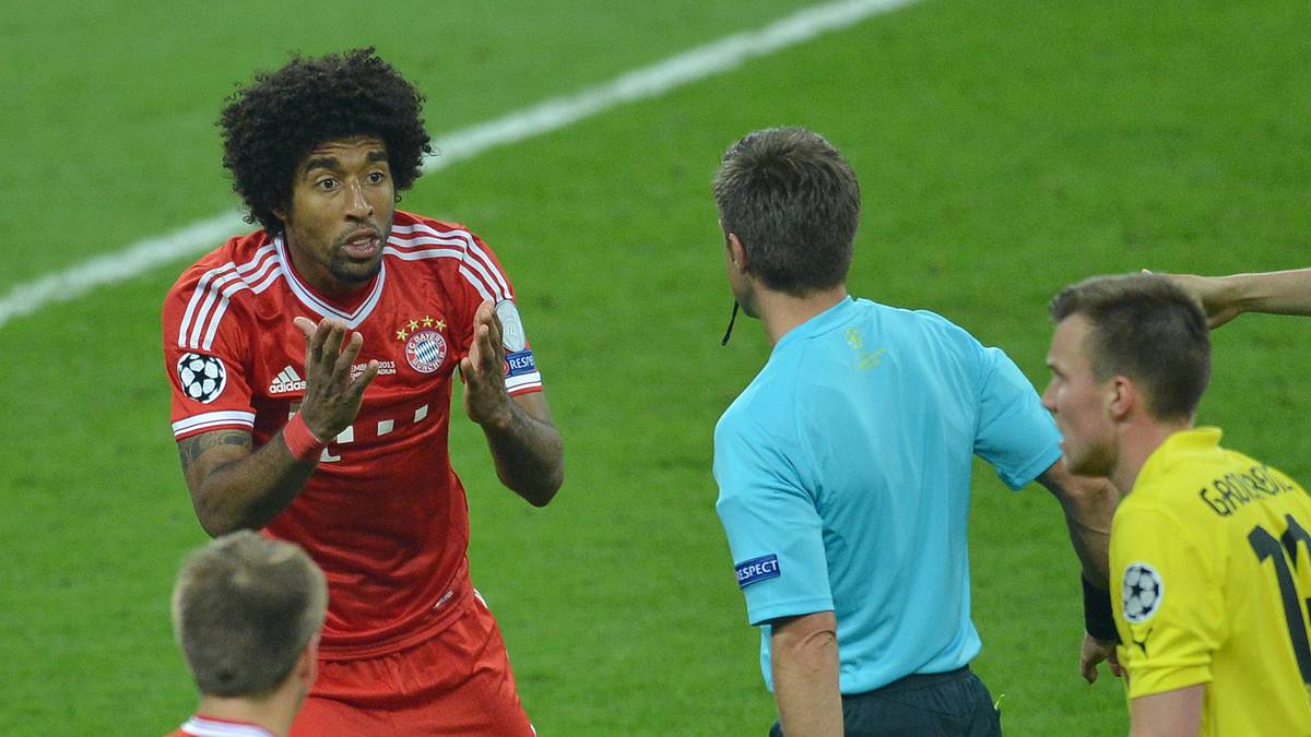 2013 - DANTE (Abwehr): Der Brasilianer trumpfte 2012/'13 auf. Der damalige Neuzugang aus Gladbach war stark auf dem Boden und in der Luft, leistete sich zudem kaum Fehler