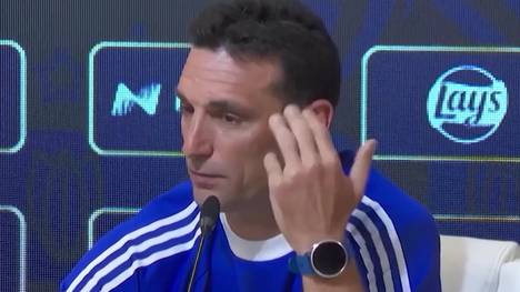 Wird Lionel Messi bei der Weltmeisterschaft in diesem Jahr für Argentinien auflaufen? Trainer Lionel Scaloni hofft, dass der in die Jahre gekommene Weltstar dabei sein wird.