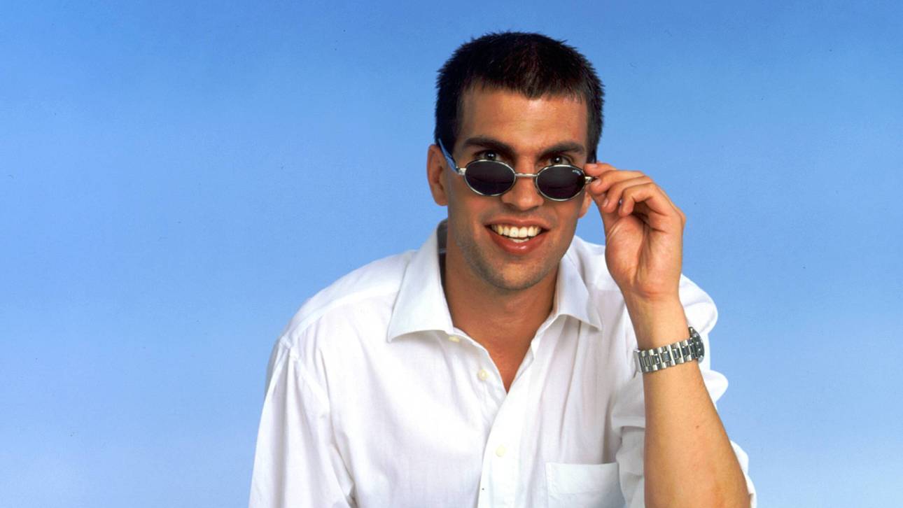 Markus Babbel in der Saison 1988/89 beim Fotoshooting