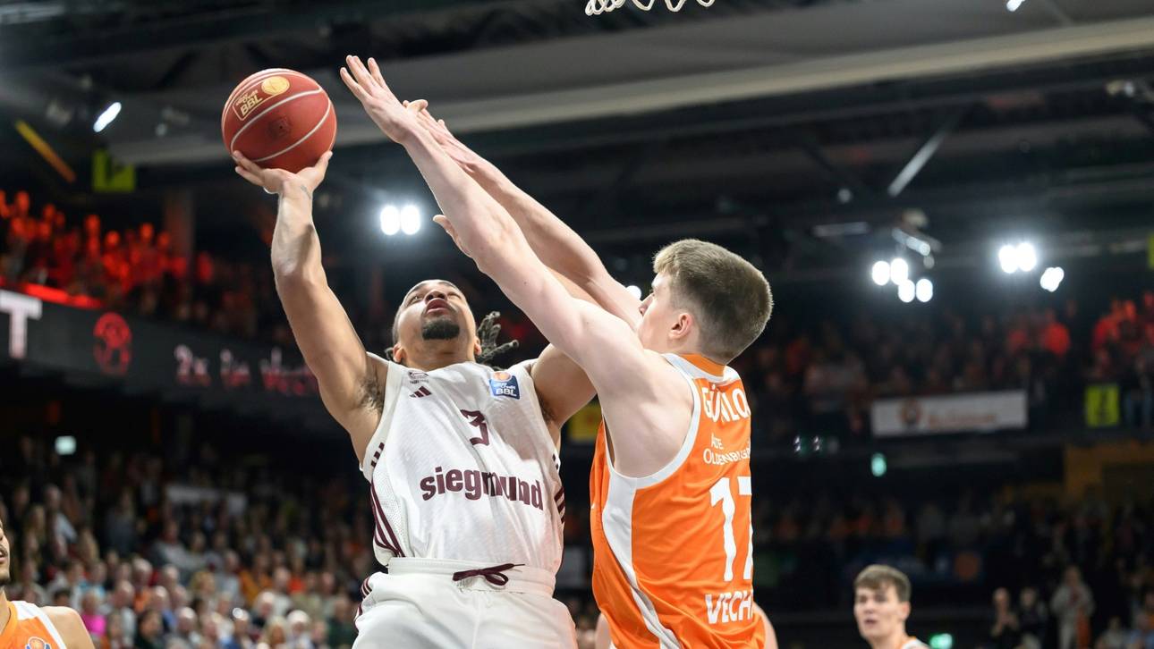 Bayern ziehen mit Aufsteiger gleich