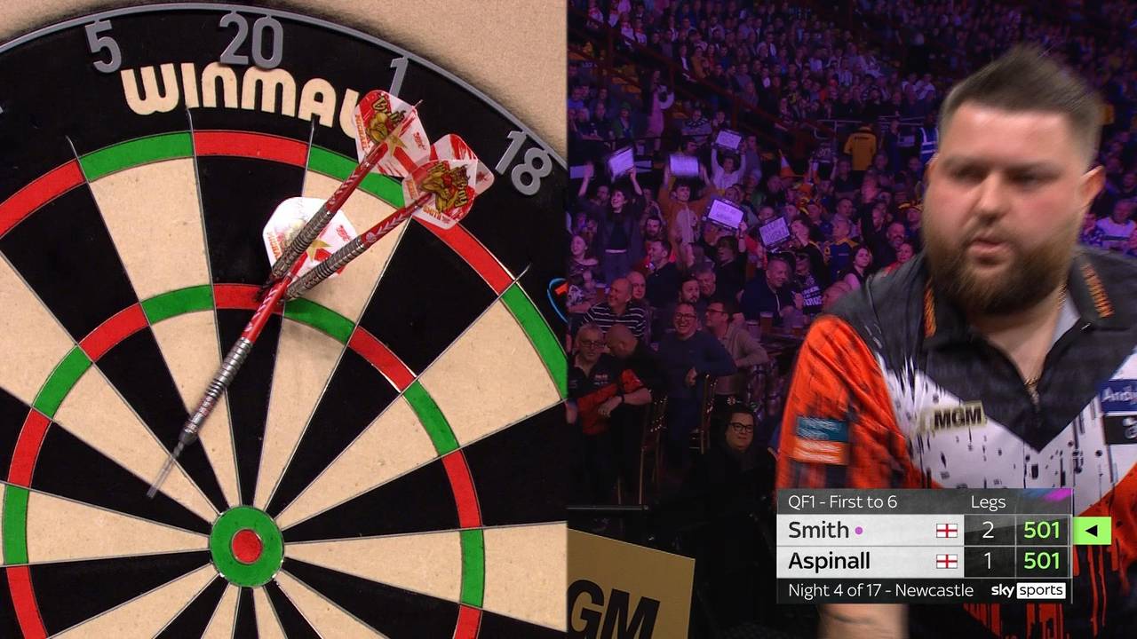 Darts Premier League: Michael Smith mit einer kuriosen Aufnahme
