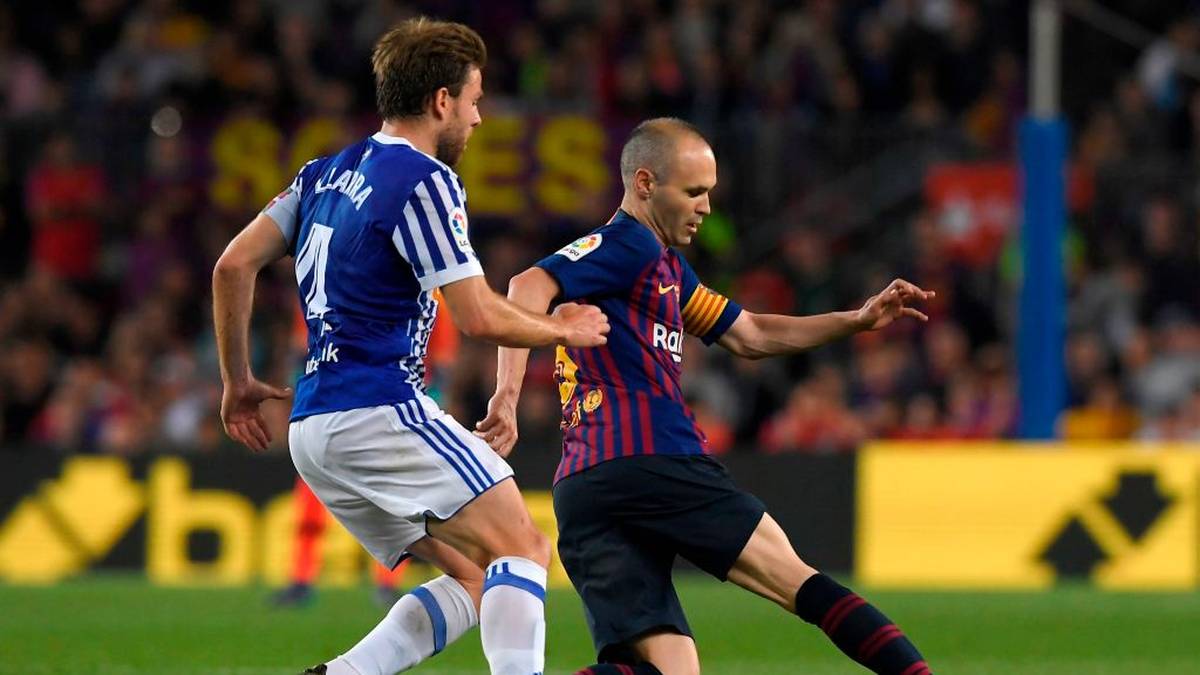 Wie der ehemalige spanische Nationaltrainer Vicente del Bosque sagte: "Iniesta wird immer ein Beispiel dafür sein, wie man spielt und wie man sich als Profi verhält"