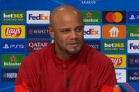 Bayern-Trainer Vincent Kompany rang nach dem 1:0-Sieg gegen PSG mit den richtigen Worten und musste auf ein englisches Wort zurückgreifen. Keiner der Anwesenden hätte wohl mit diesem Ausgang gerechnet.