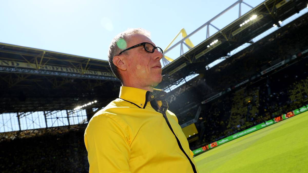Peter Stöger (10.12.2017 bis 30.06.2018, 24 Spiele, Punkteschnitt 1,58)