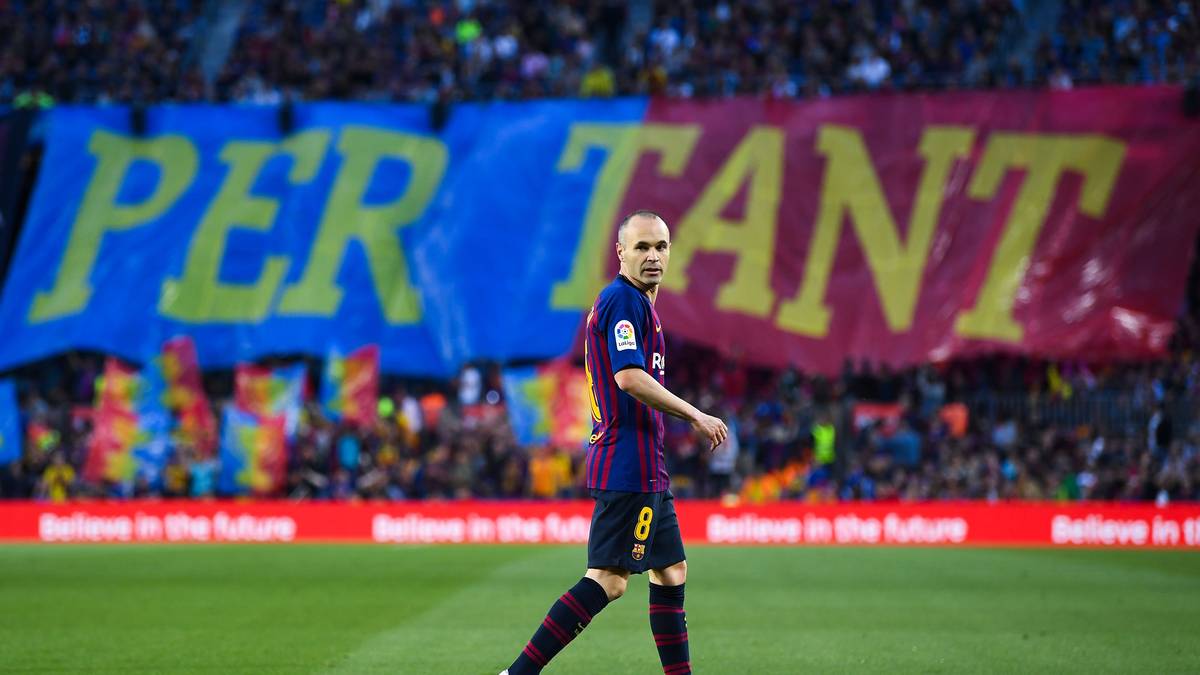 Zum letzten Mal ist Andres Iniesta am Sonntagabend für den FC Barcelona im Camp Nou aufgelaufen - fast 16 Jahre nach seinem Debüt für die Blaugrana. Fans und Mitspieler huldigten der Vereinsikone - SPORT1 zeigt die Bilder vom Iniesta-Abschied