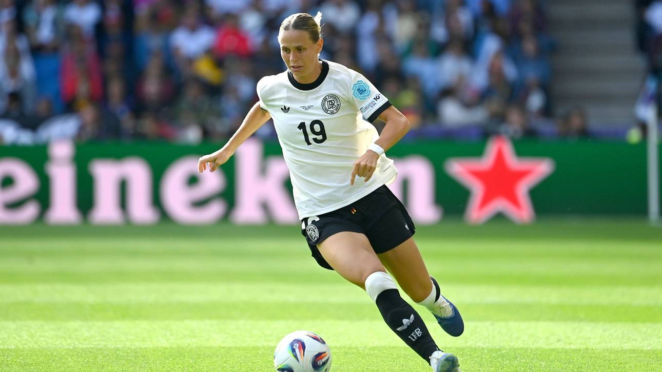 Klara Bühl steht mit Deutschland im Viertelfinale der Frauen-EM