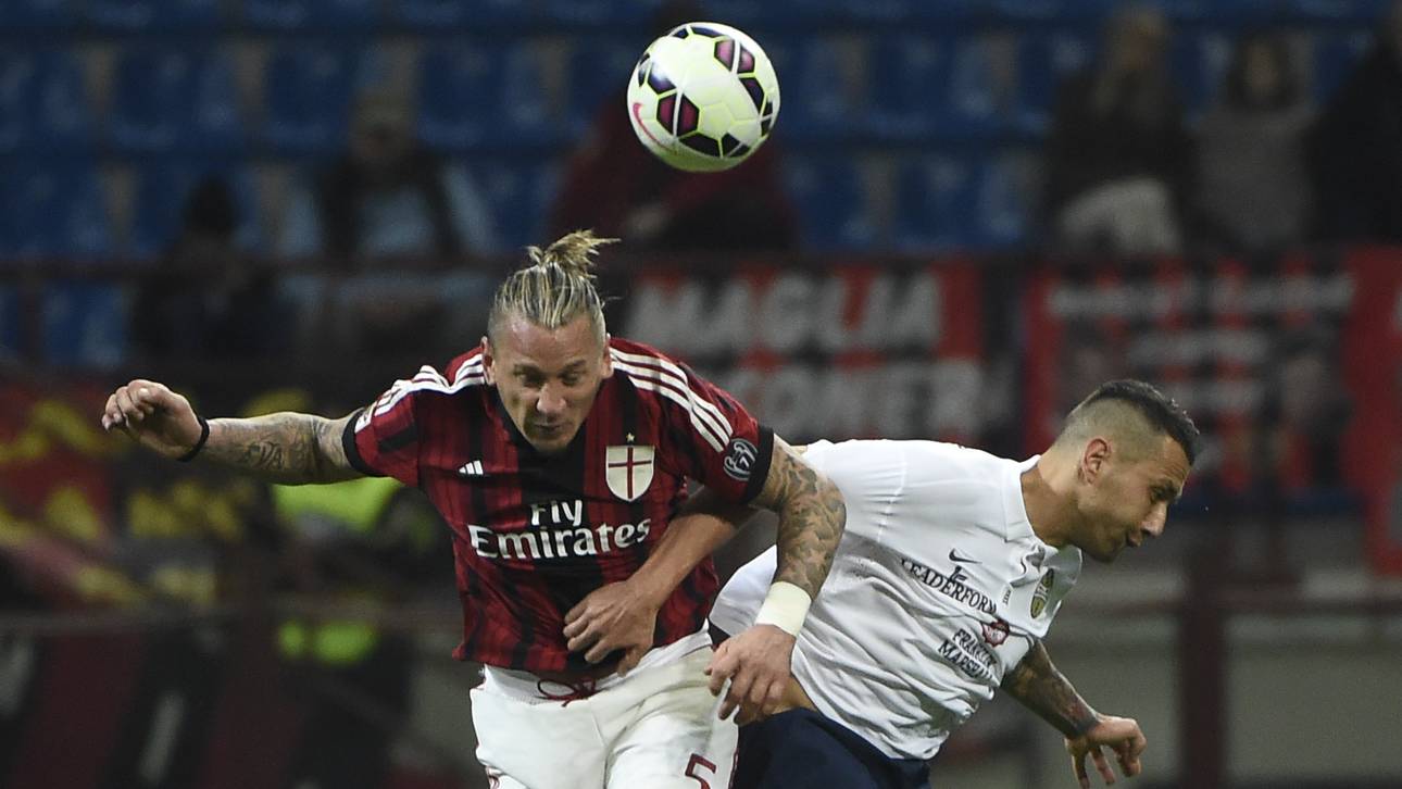 Mailand gibt Sieg spät aus der Hand