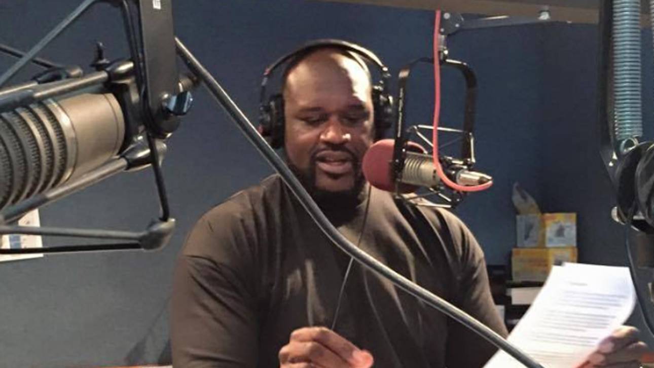 Shaq überzeugt als Disc Jockey