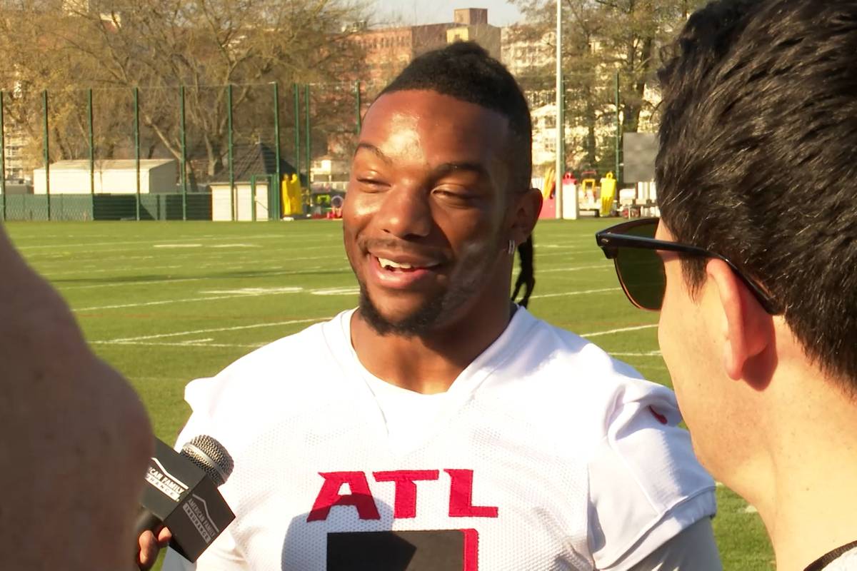 NFL-Star schwärmt von Döner in Berlin