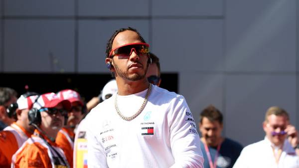 SOCHI, RUSSIA - SEPTEMBER 29: Lewis Hamilton of Great Britain and Mercedes GP looks on, on the drivers parade before the F1 Grand Prix of Russia at Sochi Autodrom on September 29, 2019 in Sochi, Russia. (Photo by Charles Coates/Getty Images)