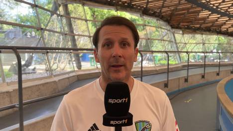 Gaizka Mendieta, Ex-Barcelona-Spieler und Valencia-Legende, spricht im Rahmen der "Infinity League" über Hansi Flick, der kurz vor einer Unterschrift beim FC Barcelona steht.