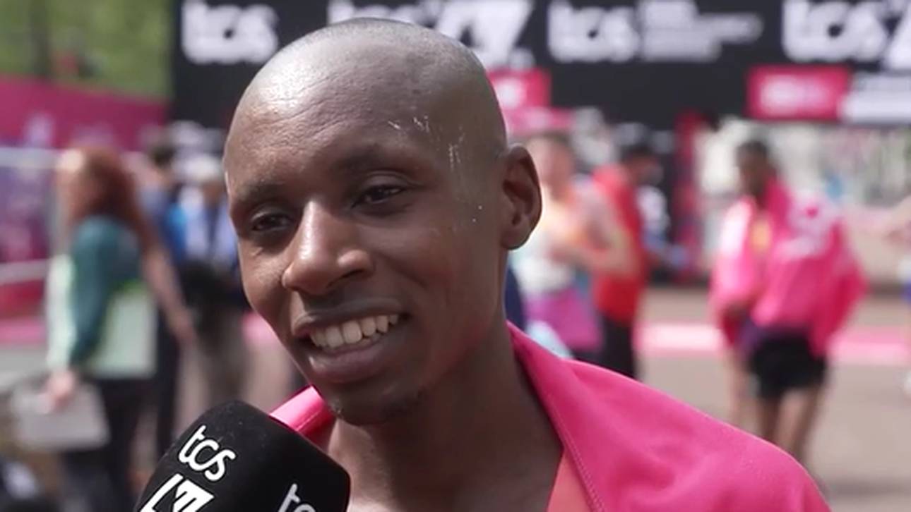 Sportgeschichte und Weltrekord! So reagiert Marathon-Star Sawe
