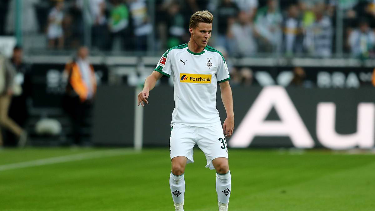 PLATZ 11 - Nico Elvedi (Borussia Mönchengladbach): 778 angekommene Pässe