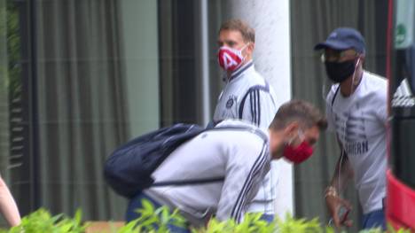 Zur Vorbereitung auf den Re-Start der Bundesliga in der nächsten Woche begibt sich der FC Bayern in Quarantäne.