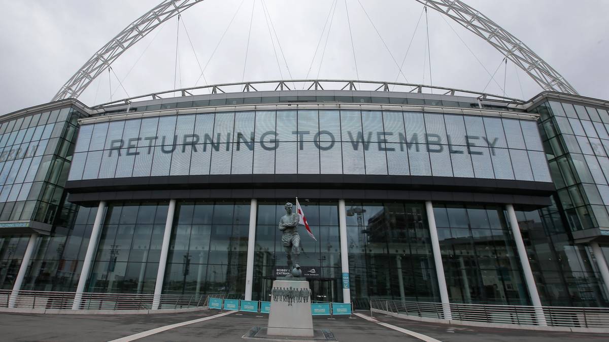 Der englische Fußball-Tempel in London ist ein legendärer Ort, an dem im Sommer 2020 erneut Geschichte geschrieben wird. Distanz nach Deutschland: 735 Kilometer
