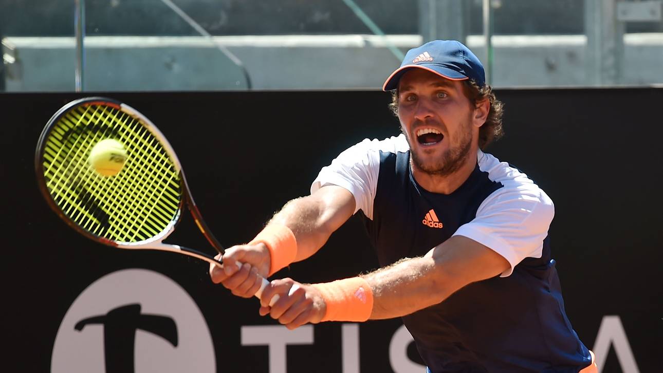 Zverev kämpft sich in Runde zwei