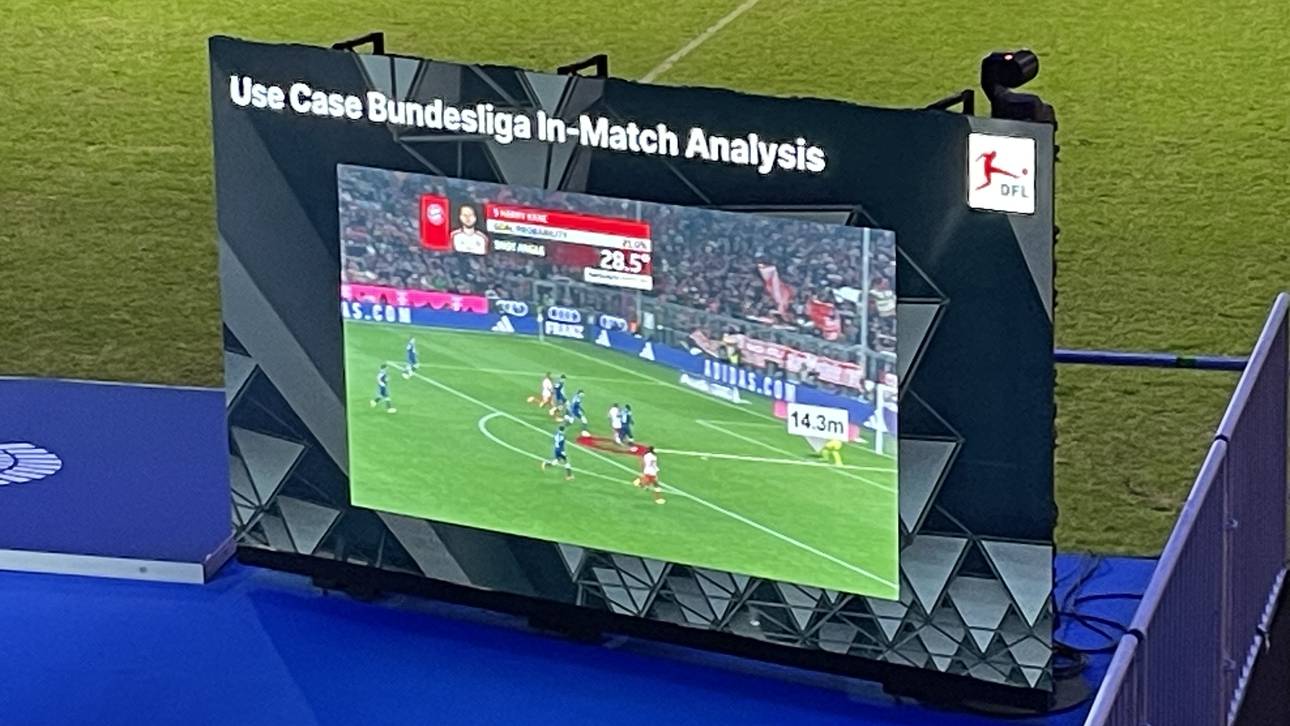 Mit der In-Match Analysis liefert die DFL erklärende Grafiken, Messwerte und Statistiken noch während der Partie an