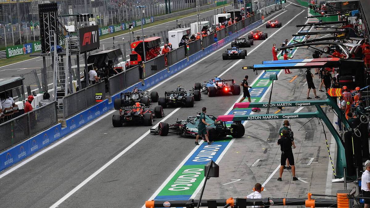 Beim Qualifying von Monza kam es beinahe schon in der Boxengasse zu einem folgenschweren Crash