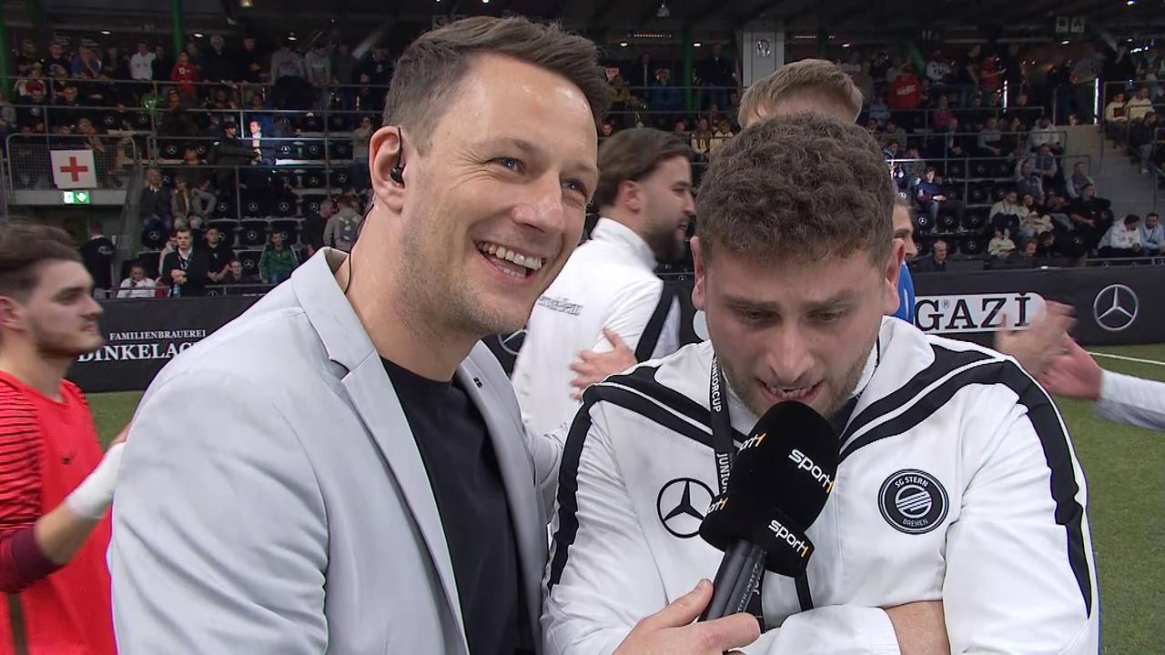 Kurioses Interview! Bremens Azubi-Betreuer bleibt nach Finalsieg die Stimme weg