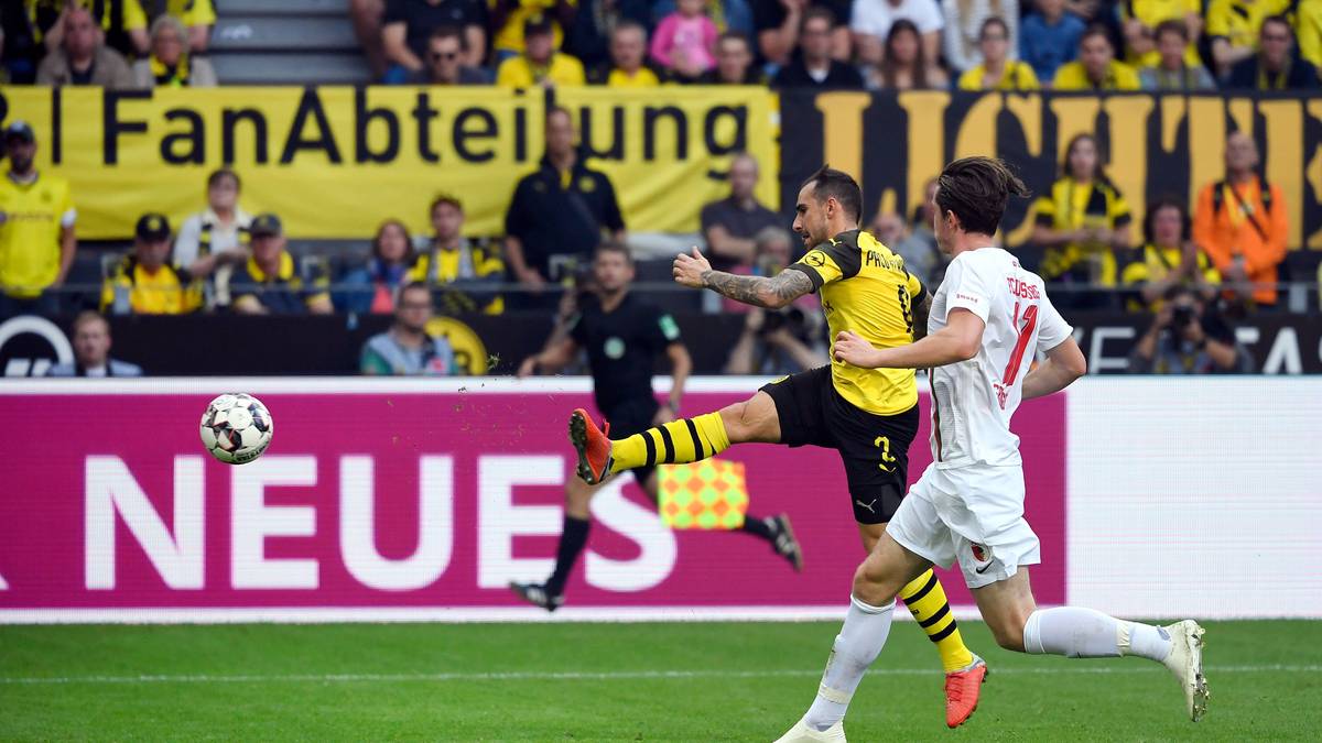 Am 7. Bundesliga-Spieltag ließ es Alcacer dann richtig krachen. Beim wilden Shootout mit dem FC Augsburg steuerte der Spanier drei Tore zum 4:3-Heimsieg bei